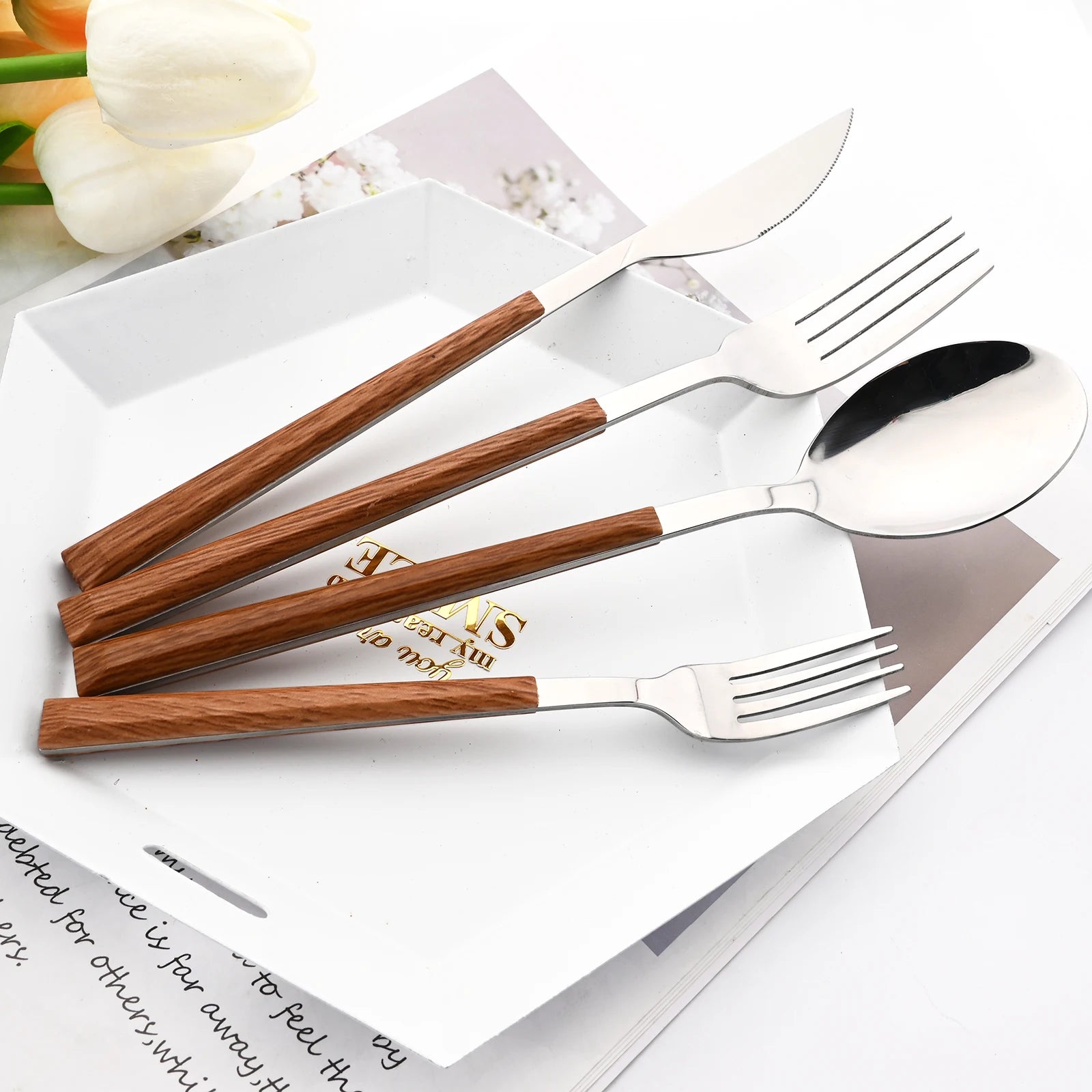Conjunto de Talheres Inox com Cabo Plástico Madeira