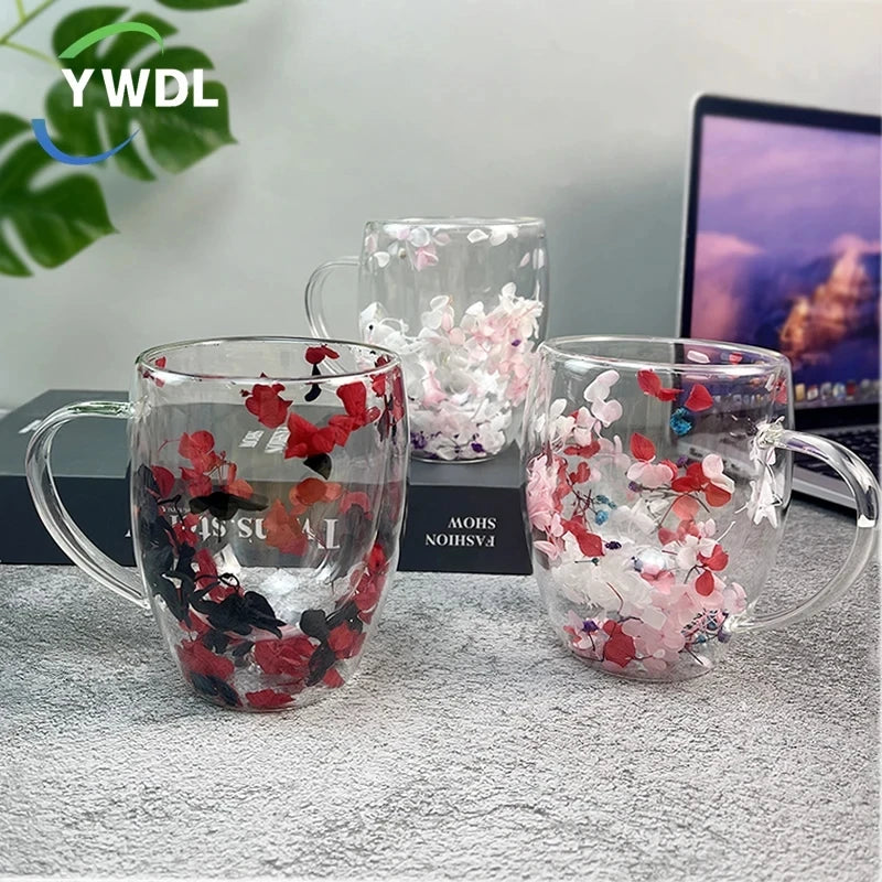 Caneca de Vidro Duplo com Flores