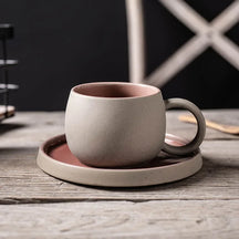 Conjunto Caneca e Pires de Cerâmica